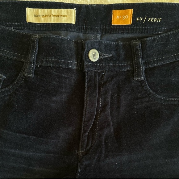 Pilcro and the Letterpress Navy velvet skinny pants, size 30 - Picture 2 of 3